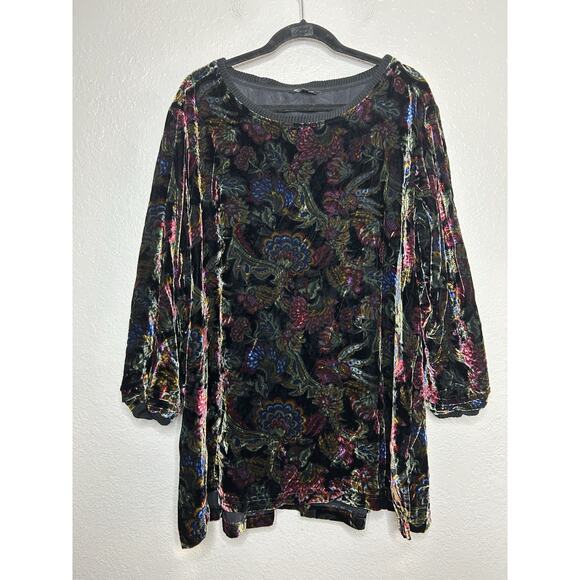 John Mark Tops - John Mark Floral Velvet Blouse Top Long Sleeve Black Women Size 2X